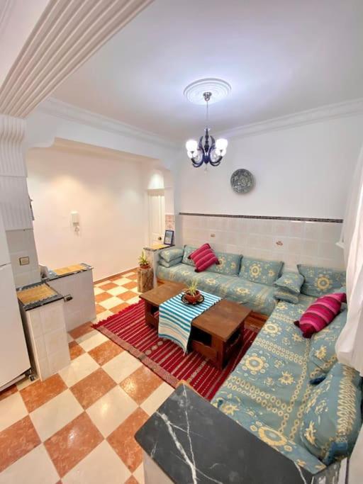 Dar Shmous -1- دار شموس Apartment Tangier Bagian luar foto