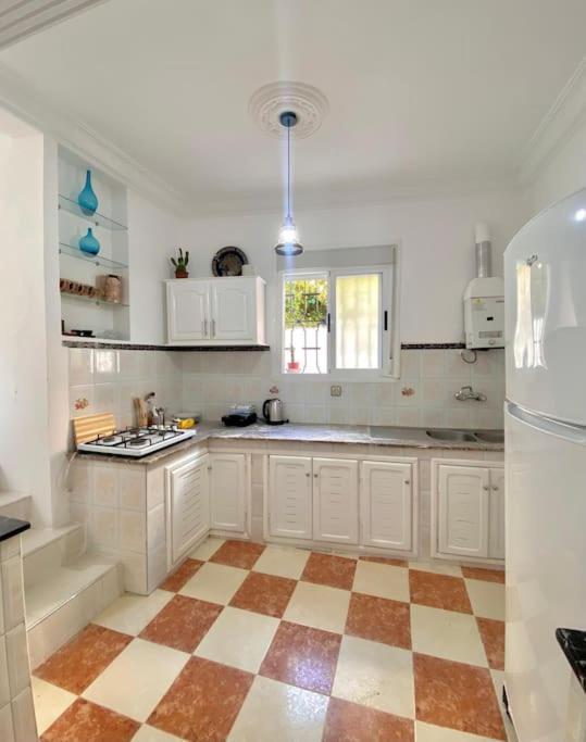 Dar Shmous -1- دار شموس Apartment Tangier Bagian luar foto